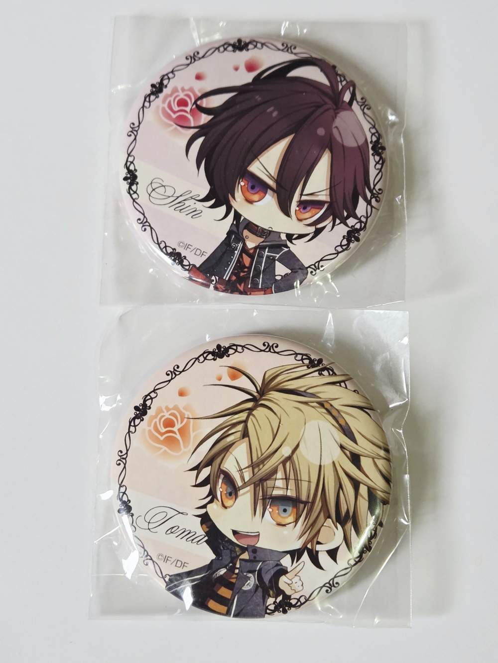 *3 for $30* AMNESIA Can Badge Pin Set - Shin and Toma